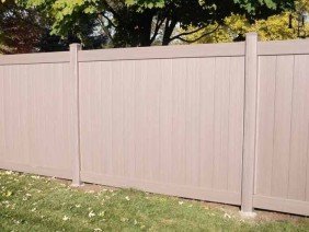 Top Line Fence - Photo 3