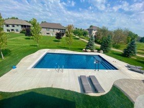 Waterfront Spa & Pool - Photo 1