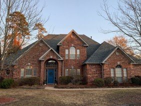 Local Roofing & Construction - Photo -1