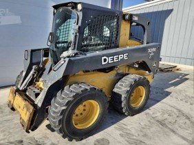 Minnesota Tractor And Loader - Photo 0