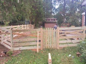 FEMAR FENCE LLC - Photo 5