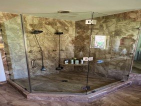 Premier Windows & Glass - Photo -1