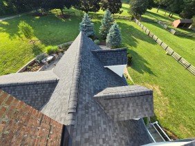 B&R SIDING INC - Photo 3