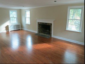 Alex Paint & Stain - Photo 1