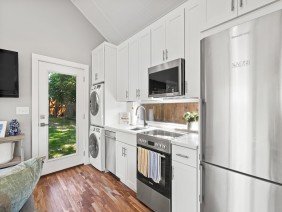 Makara ADU - Photo -1