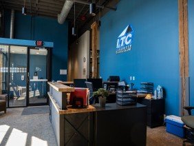 Dean's Electric - Sheboygan Electrician - Photo -1