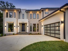 Monarch Custom Homes - Photo 1