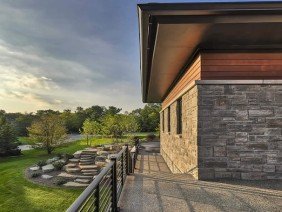 Johnson Custom Homes - Photo 2