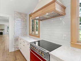 J&L Interiors - Photo -1