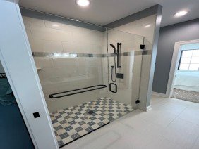 Builders Glass Of Greenville, Inc. - Photo 3