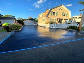 Diamond asphalt services LLC / Diamond Services LLC - Photo 0