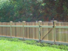 Charlton Fence - Photo 0