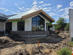 Dorglass, Inc. - Photo 5