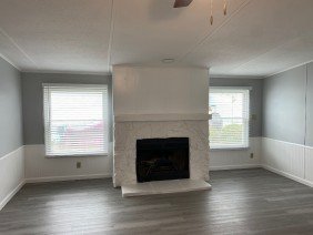 Mobile Home Professor - Photo 2