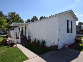 Englewood Village Manufactured Home Community - Photo 6