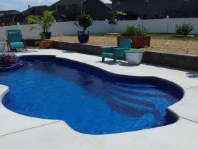 Grove Pools & Spas Installation Services - Photo -1