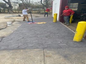 PUHL CONSTRUCTION - Photo -1