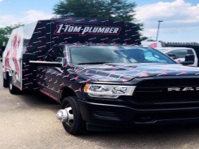 1-Tom-Plumber - Photo 1