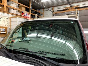 Top Notch glass Maintenance & Repair - Photo 5