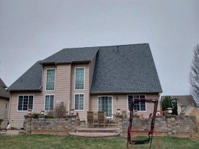 Mills Siding and Roofing - Photo 0