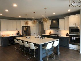 Sarona Homes - Photo 2