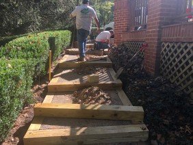 Lapinski's Design Build & Landscaping - Photo -1