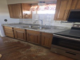 Mike's Maintenance Team - Photo 3