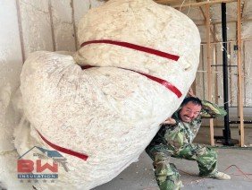 B W insulation - Photo -1