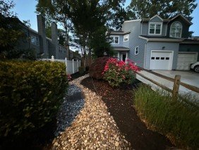 LUXE Landscaping & Hardscaping - Photo -1