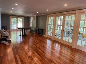 Gagos Painting - Photo 0