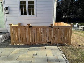 Colonial Fence Co. Inc. - Fence Contractor | Fencing Installation Company / Wholesale - Photo -1