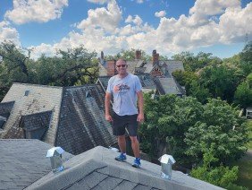 Anything and Everything Roofing - Photo -1