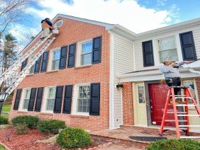 B&R SIDING INC - Photo -1