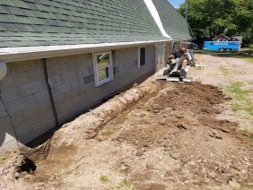 CHW Construction - Photo 1