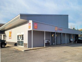 Honor & Onekama Building Supply - Photo 1