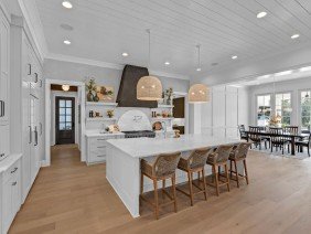 Laurie Mattson Interiors - Photo 2