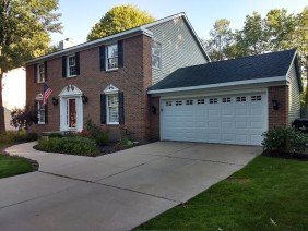 Lloyd's Door Systems - Photo 3