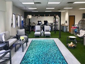 Waterfront Spa & Pool - Photo 6