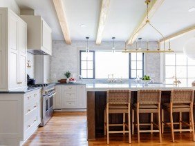 Axis Architecture + Interiors - Photo 6