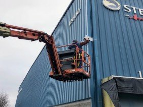 Security Lock & Alarm - Photo 1