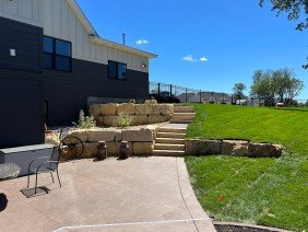 Natural Endeavors Landscaping - Photo -1