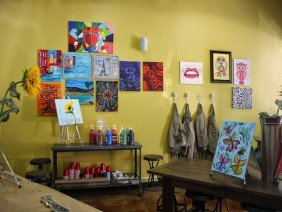 The Painters Lounge - Photo 1