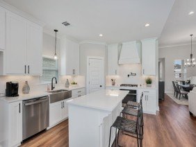 Alvarez Construction Company, LLC - Photo 0