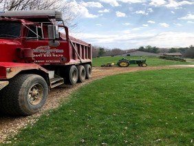 M Knowles Excavating LLC - Photo -1