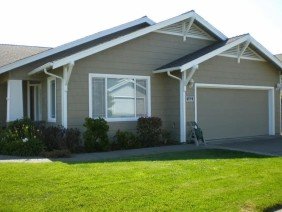 College Works Painting - Photo 1