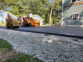 D&H Paving - Photo 4