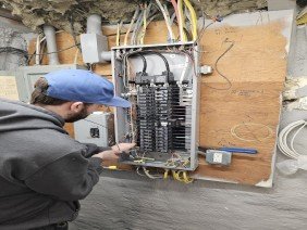 Homeland Electric LLC - Photo 3