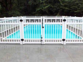 L & L Fence Co - Photo 4