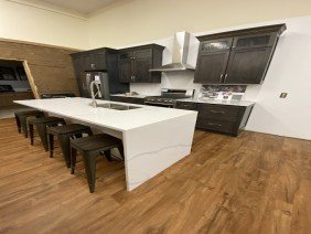 Dubois Lumber & Rental center - Photo 5