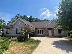 Wisconsin Roofing, LLC - Photo 0